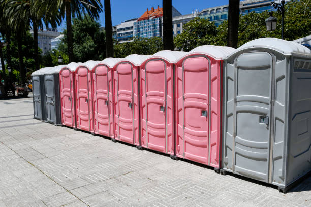 Best Standard Portable Toilet Rental  in Weaver, AL